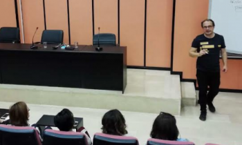 GAÜN'de Yaratıcılığın Değere Dönüşmesi" söyleşisi