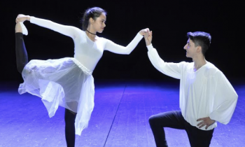 Fatma Öğretmen Yazdı ve Yönetti Öğrenciler Sahneledi