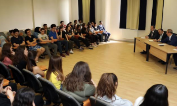 Adil Sani Konukoğlu'ndan SANKO Okulları öğrencilerine öneriler