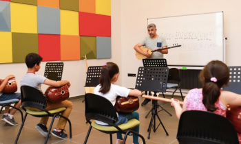 ŞSM’deki bağlama kursuna yoğun ilgi