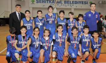 SANKO Okulları basketbolda il şampiyonu