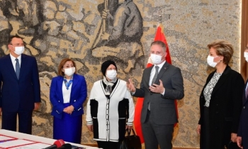 Vali’yi duygulandıran 2 hatıra