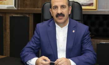 Ahmet Gök: İkisi de yanlış!   