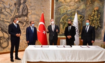 Yeni bir imza / yeni bir okul