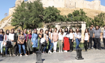 Yeni üniversite öğrencilerinden Gaziantep’e anlamlı gezi