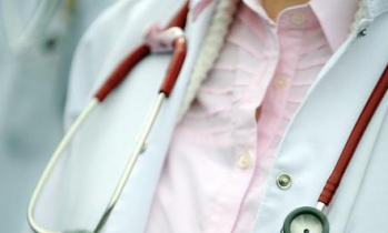 Tıp ve diş hekimliği fakültelerinde ‘sözleşmeli hoca’ dönemi