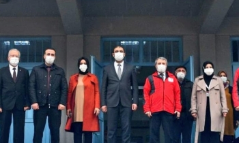 Kızılay’dan öğrencilere set