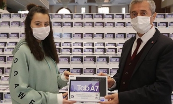 Şahinbey’de tablet gururu