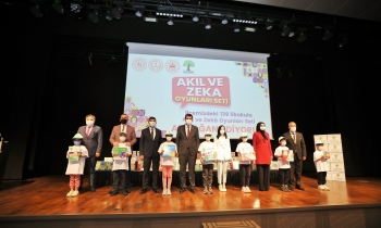 Tüm okullara akıl ve zeka oyunları seti armağan edildi