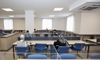 Ali Nacar Gençlik Kütüphanesi hizmete girdi