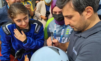 Selçuk Bayraktar Denecar Takımı’nı tebrik etti