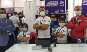 Başkan Tahmazoğlu, Teknofest’te öğrencileri ziyaret etti