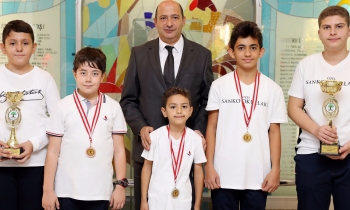 Özel SANKO Okulları dört kupa ile döndü