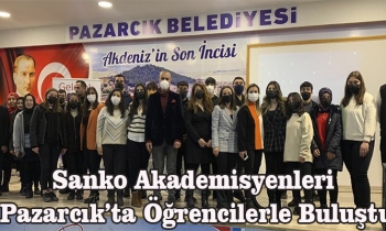SANKO ÜNİVERSİTESİ AKADEMİSYENLERİ PAZARCIK’TA ÖĞRENCİLERLE BULUŞTU