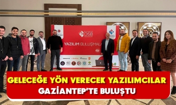 Geleceğe yön verecek yazılımcılar Gaziantep’te buluştu