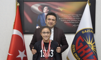 Diclesu Sertpolat’a Cumhuriyet madalyası