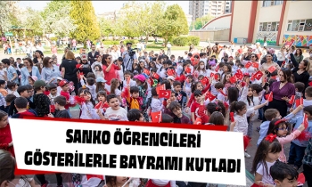 SANKO ÖĞRENCİLERİ GÖSTERİLERLE BAYRAMI KUTLADI