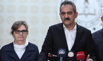 Depremden etkilenen 10 ilde eğitim öğretime 1 Mart'a kadar ara verildi