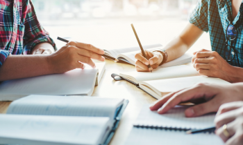 Öğretim elemanlarına yabancı dil desteği