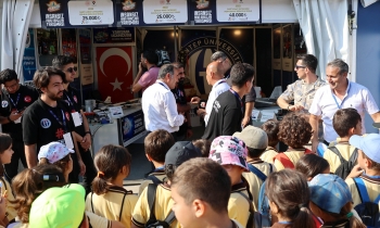 TEKNOFEST İzmir’de GAÜN standına yoğun ilgi!